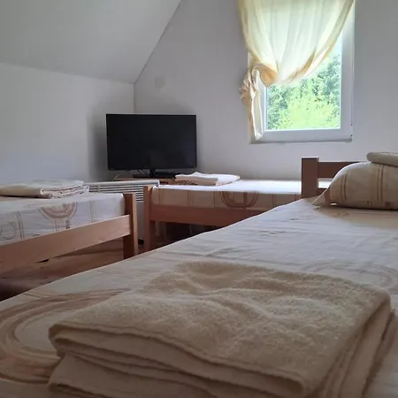 - Golija Ferienhaus Novi Pazar